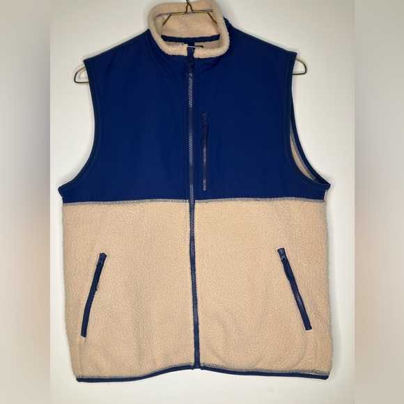 J. Crew Fleece Vest - Picture 2 of 9